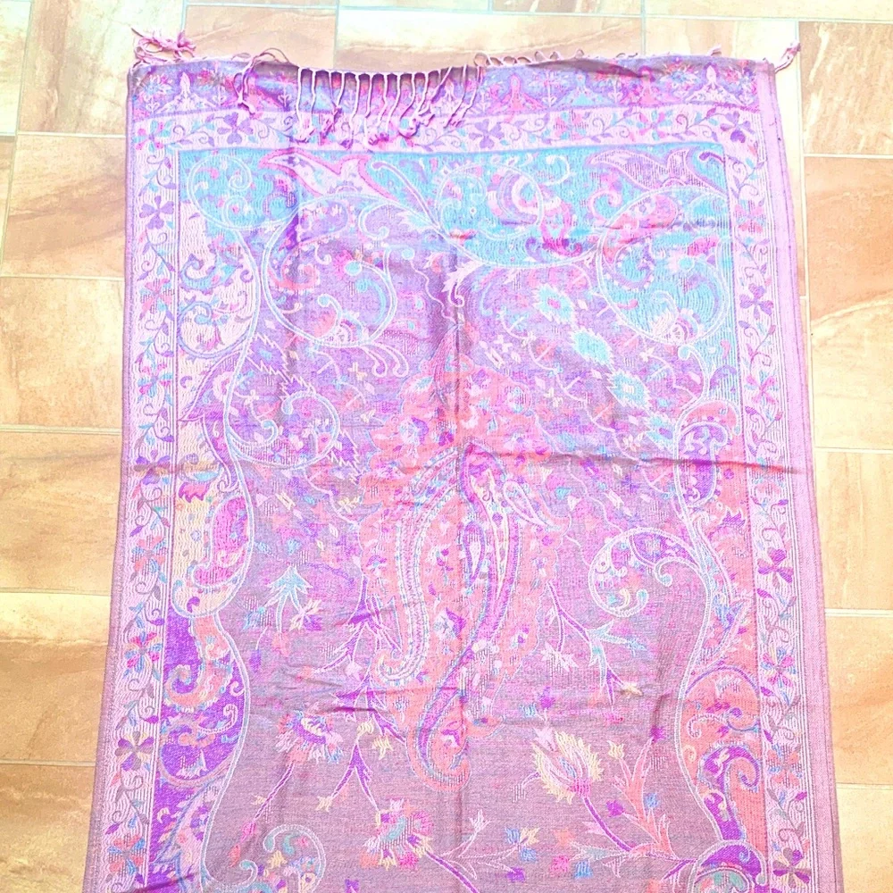NWOT Women's European Multicolor Pink, Purple, & Blue Paisley Fringe Scarf